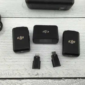 2-tran Dji 1-recv Wireless Mic Dual Set Charge Station Used Good