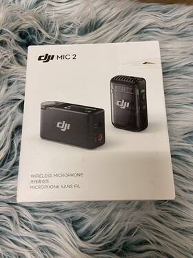 Dji Cp.rn.00000327.01 Mic 2 Combo 1x Shadow Black Transmitter And Receiver