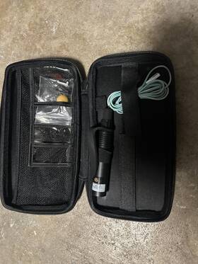 Isomax Memwp4sq5w Portable Microphone With Carrying Case And Accessories