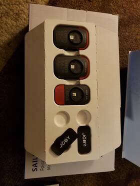 Joby Jb01737-bww Wavo Air Wireless Lavalier Microphone System And Vlogging Kit