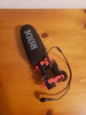 Rode Fw00225171 Used Videomic Ntg Camera Mount Shotgun Microphone - Black