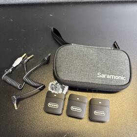 Saramonic 100px Blink Wireless Microphone System Clip On 3 With Case
