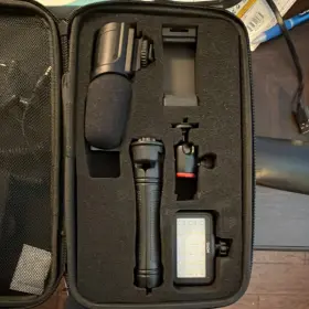 Sr-pmic3 Saramonic Cardioid Microphone Kit With Handle Led Light 3.5mm Trs