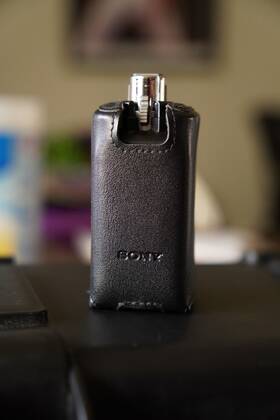 Sony Utx-p40 Wireless Plug-on Transmitter Uc14 470 To 542 Mhz