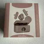 Moudou Wireless Lavalier Microphone (pink) New. Price: $20.00.